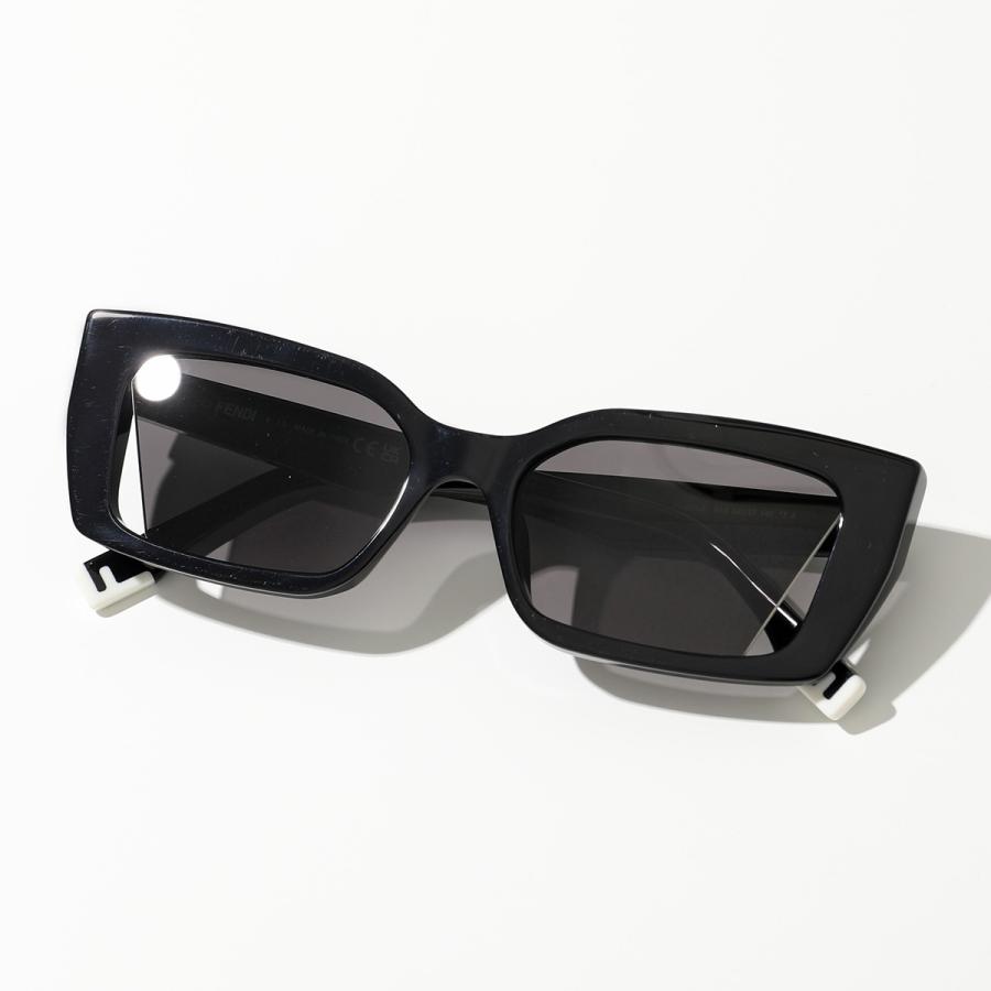FENDI フェンディ サングラス FE40032I レディース スクエア型
