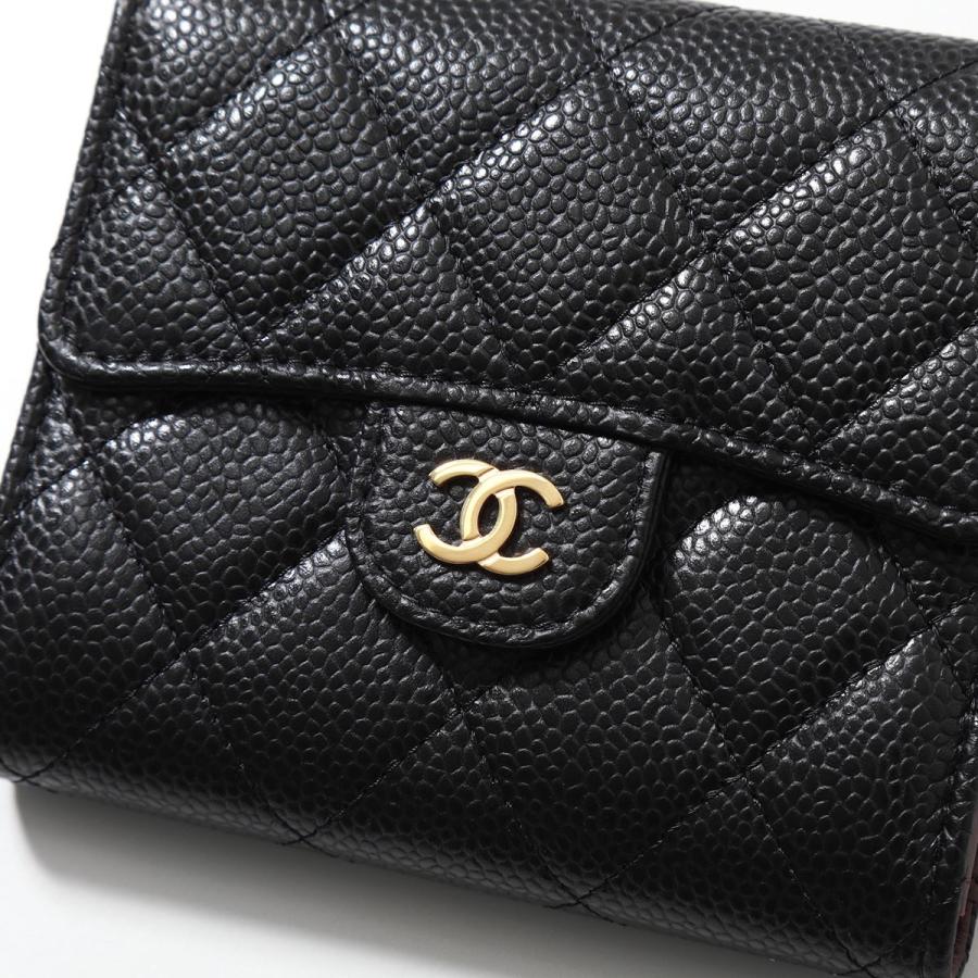 CHANEL（シャネル） 二つ折り財布 AP0231 Y01864 C3906 MATELASSE