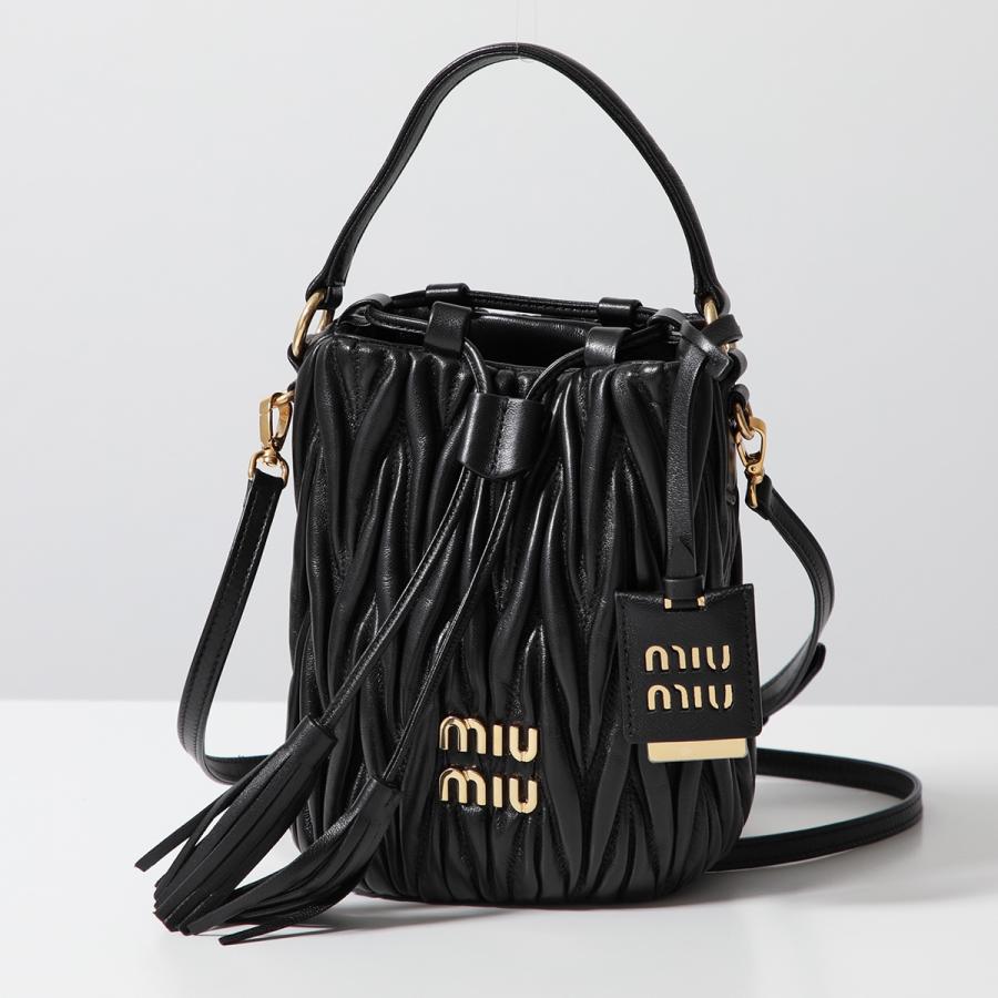 miu MIUMIU ミュウミュウ バケットバッグ MATELASSE マテラッセ miu MIUMIU ミュウミュウ バケットバッグ MATELASSE マテラッセ