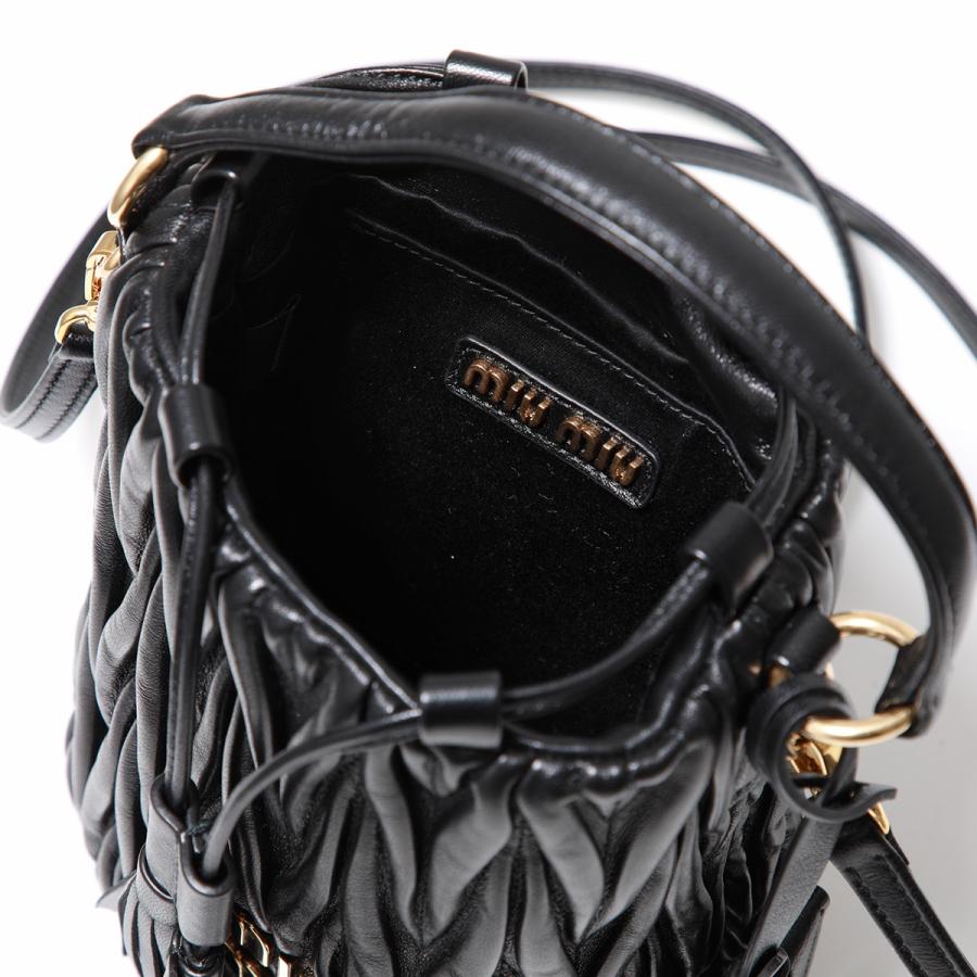miu MIUMIU ミュウミュウ バケットバッグ MATELASSE マテラッセ miu MIUMIU ミュウミュウ バケットバッグ MATELASSE マテラッセ
