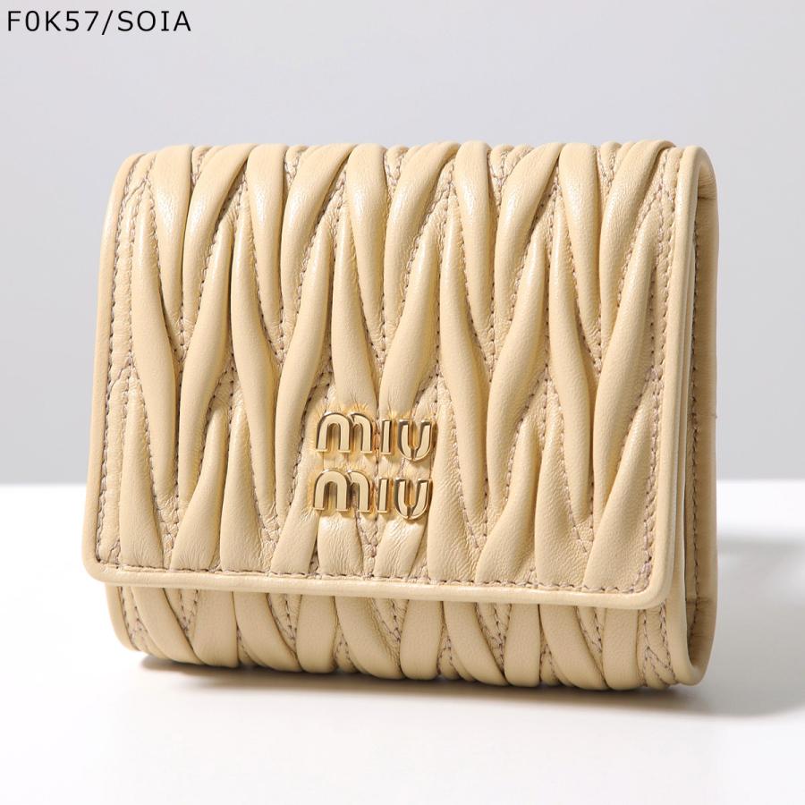 miu MIUMIU ミュウミュウ 三つ折り財布 MATELASSE マテラッセ miu MIUMIU ミュウミュウ 三つ折り財布 MATELASSE マテラッセ