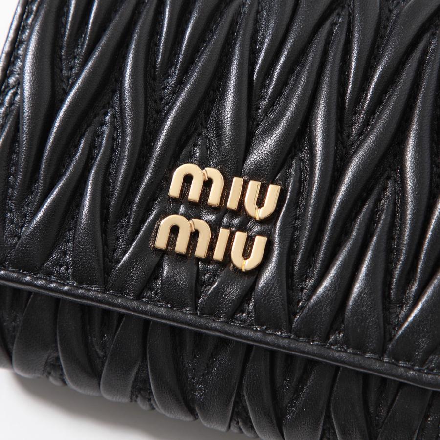miu MIUMIU ミュウミュウ 三つ折り財布 MATELASSE マテラッセ miu MIUMIU ミュウミュウ 三つ折り財布 MATELASSE マテラッセ