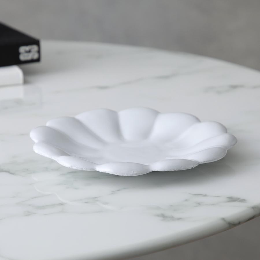 MARUGUERITE ソーサー ASTIER de VILATTE アスティエ ASTIER de VILLATTE. Astier de Villatte アスティエ・ド・ヴィラット