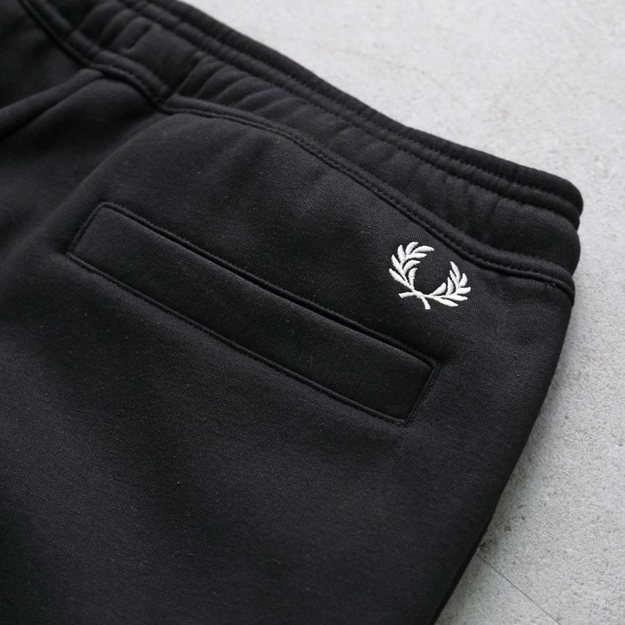 FRED PERRY（フレッドペリー） スウェットパンツ EMBROIDERED