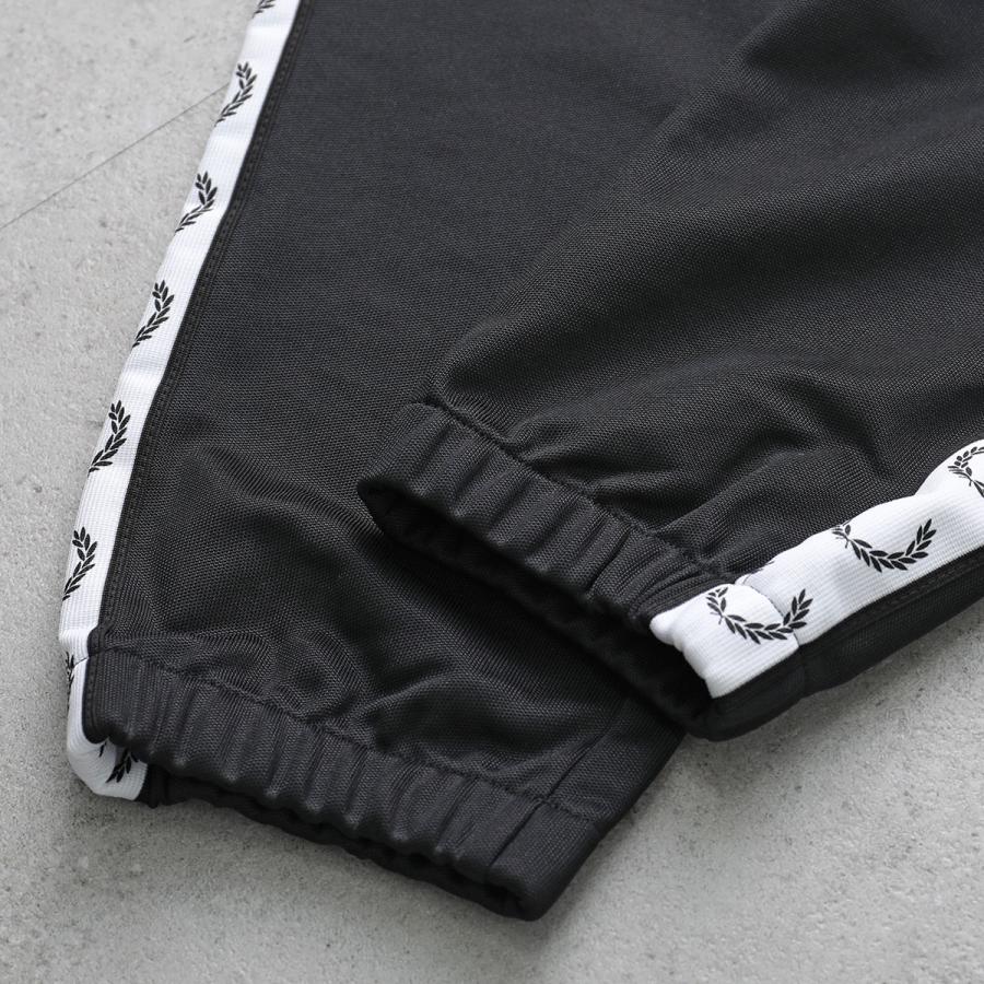 FRED PERRY フレッドペリー トラックパンツ TAPED TRACK PANT