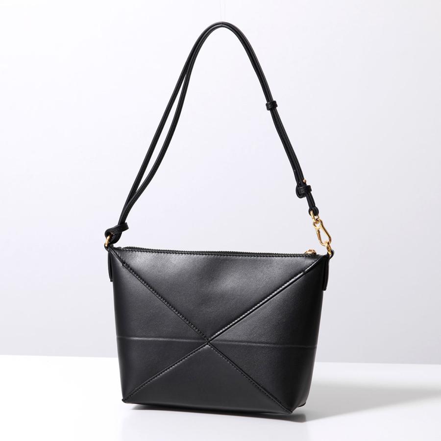 本日限定お値下げ）LOEWE ブラック ショルダーバッグ ロエベ LOEWE バッグ ショルダーバッグ カメラ クロスボディバッグ