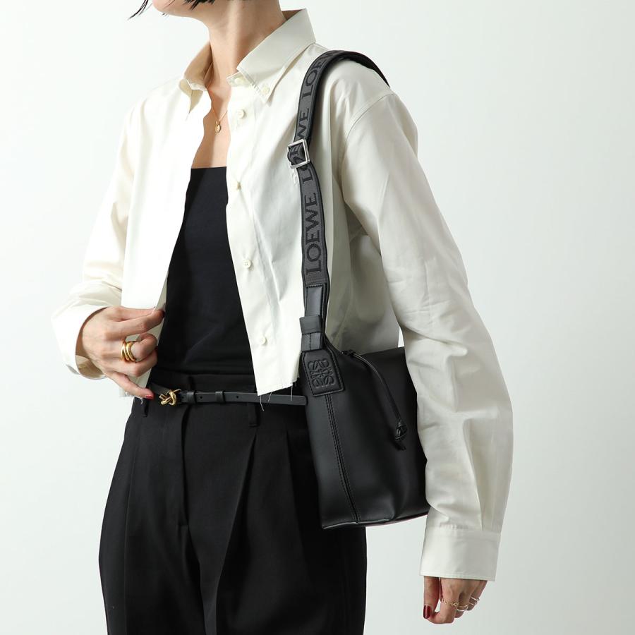 LOEWE ロエベ ショルダーバッグ CUBI キュービィ B906Q63X01 LOEWE ロエベ ショルダーバッグ CUBI キュービィ B906Q63X01