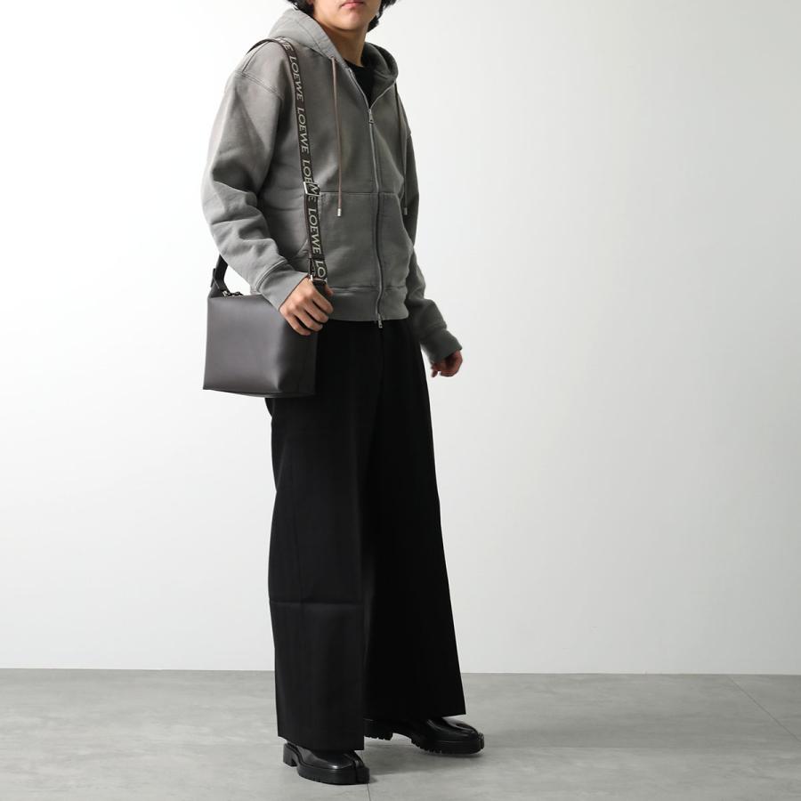 LOEWE ロエベ ショルダーバッグ CUBI キュービィ B906Q63X01 LOEWE ロエベ ショルダーバッグ CUBI キュービィ B906Q63X01