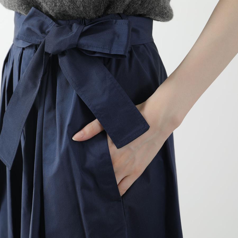 22AW 現行 Max Mara WEEKEND タフタ フレアスカート 40 22AW 現行 Max Mara WEEKEND タフタ フレアスカート 40