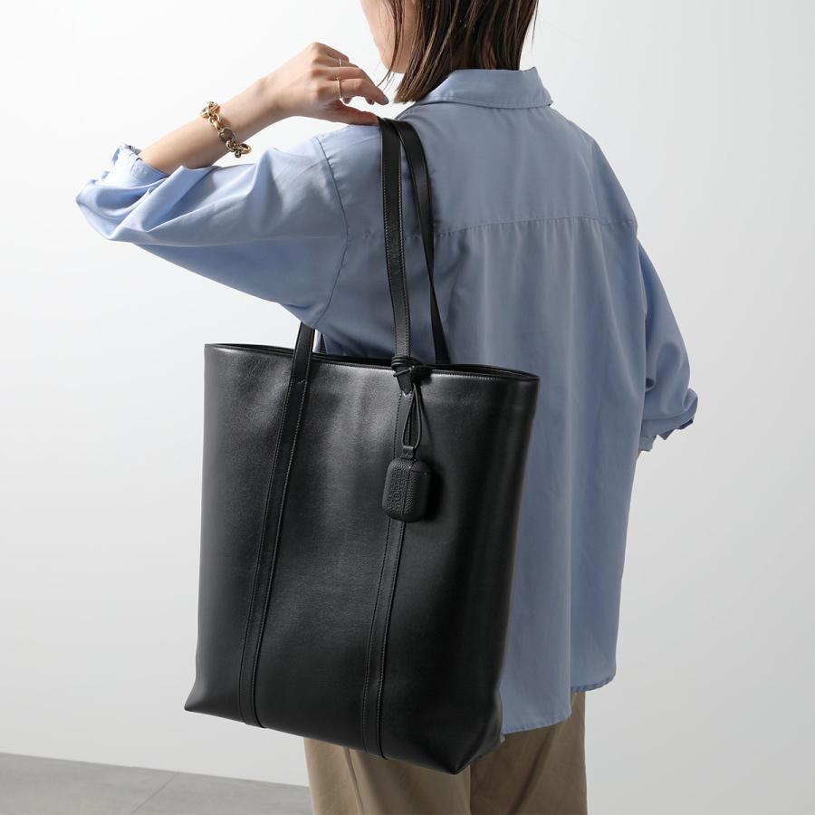 MM6 エムエムシックス メゾンマルジェラ イヤホンケース SA5VZ0002