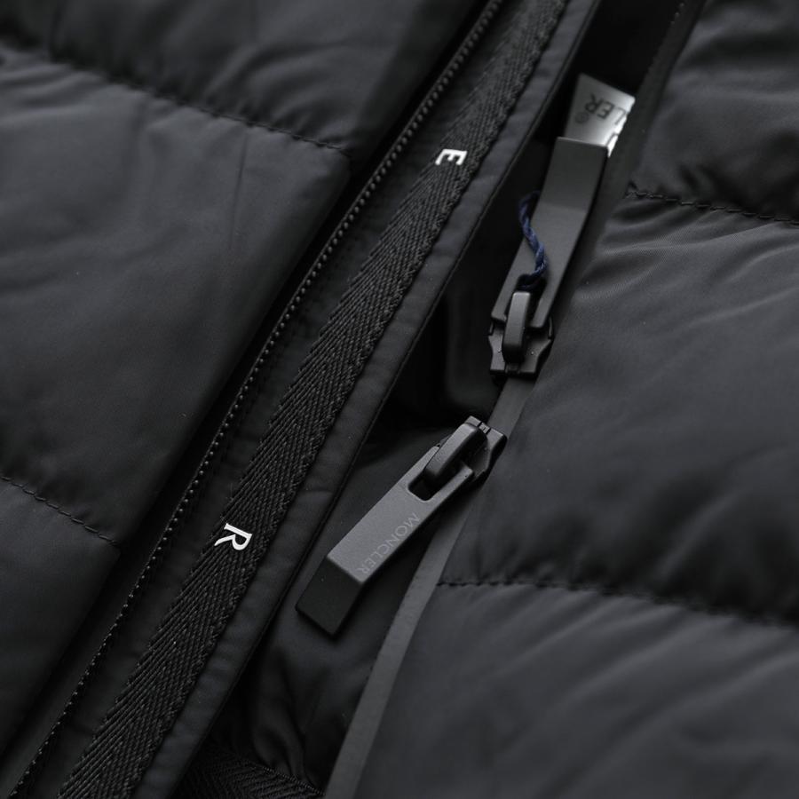 MONCLER Matt Black モンクレール マットブラック ダウン MONCLER Matt Black モンクレール マットブラック ダウン