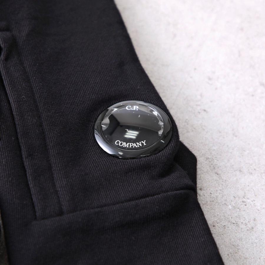 C.P. COMPANY（シーピーカンパニー） パーカー Diagonal Raised Fleece