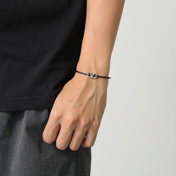【ほぼ未使用/箱&袋&タグ入り】ヴァレンティノ Vロゴ シグネチャーブレスレット ほぼ未使用/箱&袋&タグ入り】ヴァレンティノ Vロゴ シグネチャー