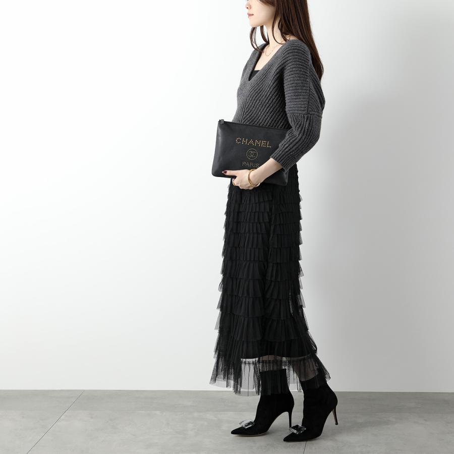 CHANEL　ロゴ生地縫い付けタンクトップ　38サイズ　超美品 CHANEL ロゴ生地縫い付けタンクトップ 38サイズ 超美品 爆買い