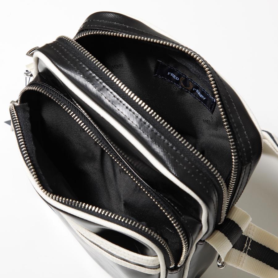 FRED PERRY（フレッドペリー） ショルダーバッグ Classic Side Bag