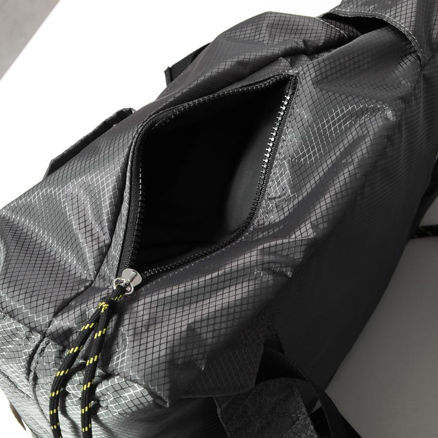 A.P.C. ブラック リュック・バックパック カラビナ付き A.P.C.（アーペーセー） APC A.P.C. バックパック sac a dos treck