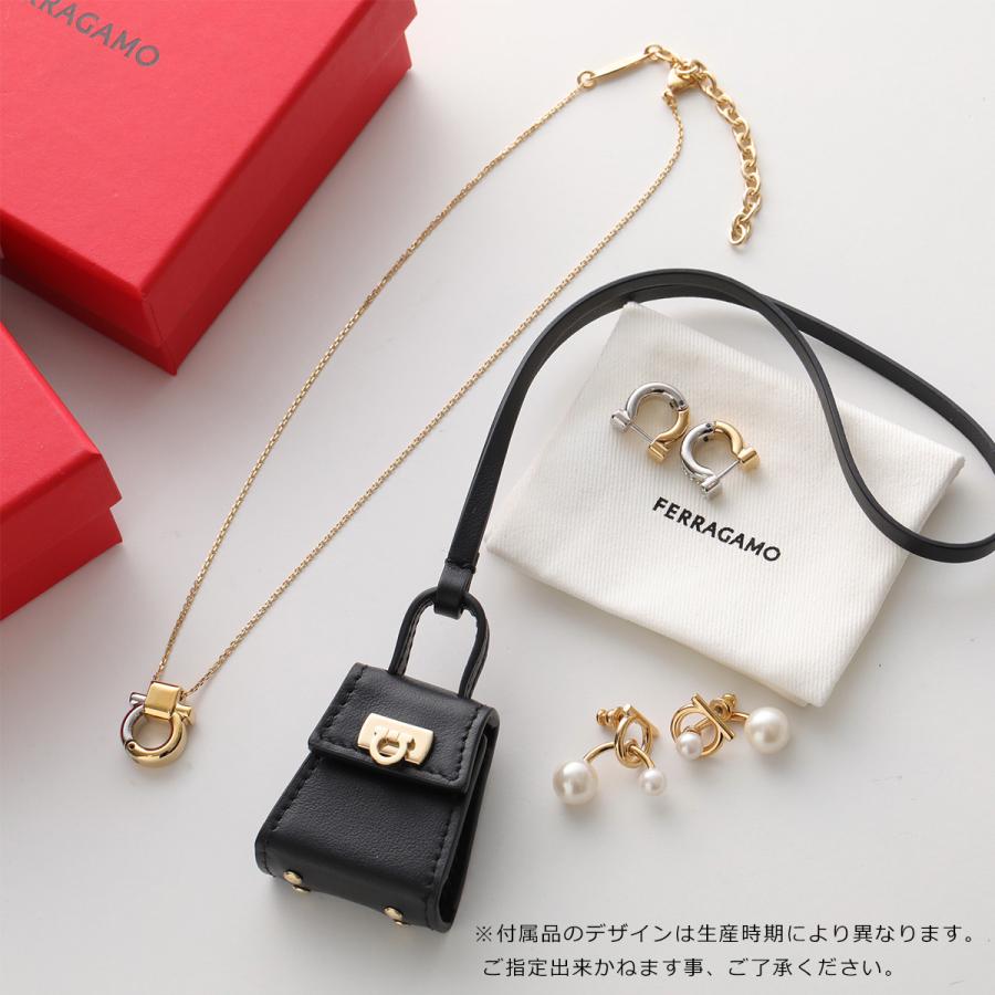 FERRAGAMO（フェラガモ） チャーム 22 0637 レディース レザー