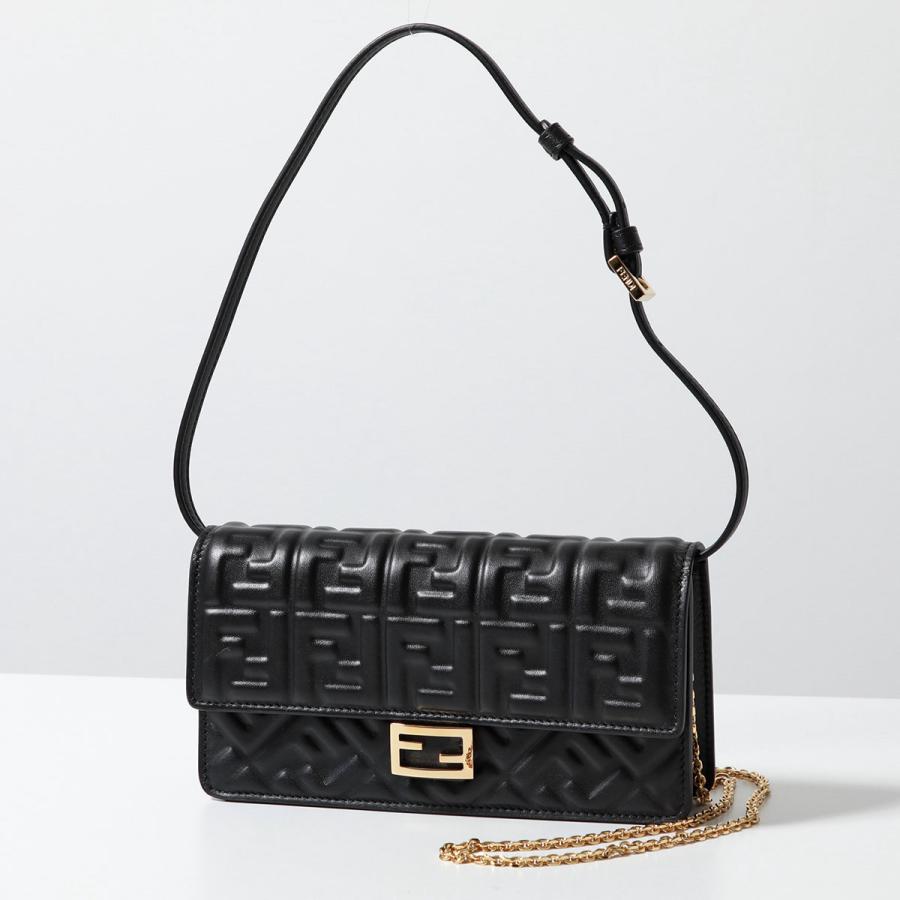 FENDI フェンディ ショルダーバッグ WALLET ON CHAIN 8M0498 FENDI フェンディ ショルダーバッグ WALLET ON CHAIN 8M0498
