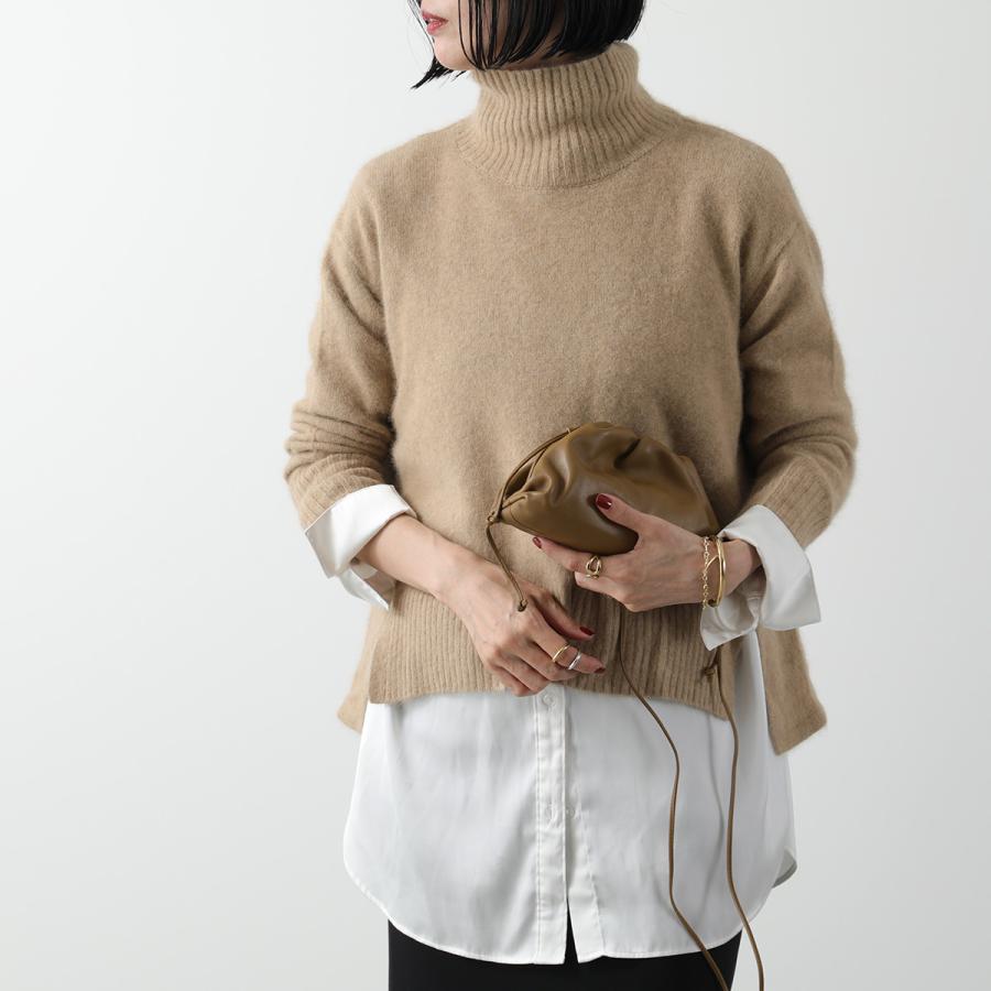 BOTTEGA VENETA ボッテガヴェネタ ショルダーバッグ The Pouch BOTTEGA VENETA ボッテガヴェネタ ショルダーバッグ The Pouch