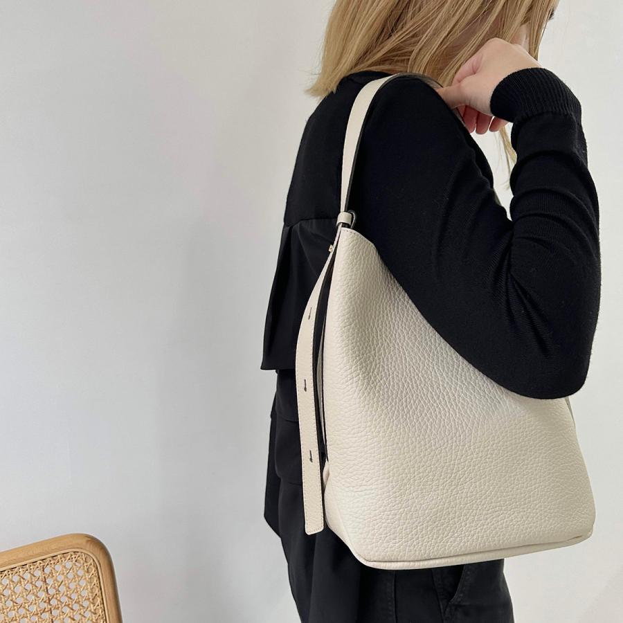 LORISTELLA（ロリステッラ） ホーボーバッグ 2843 OLIVIA レディース