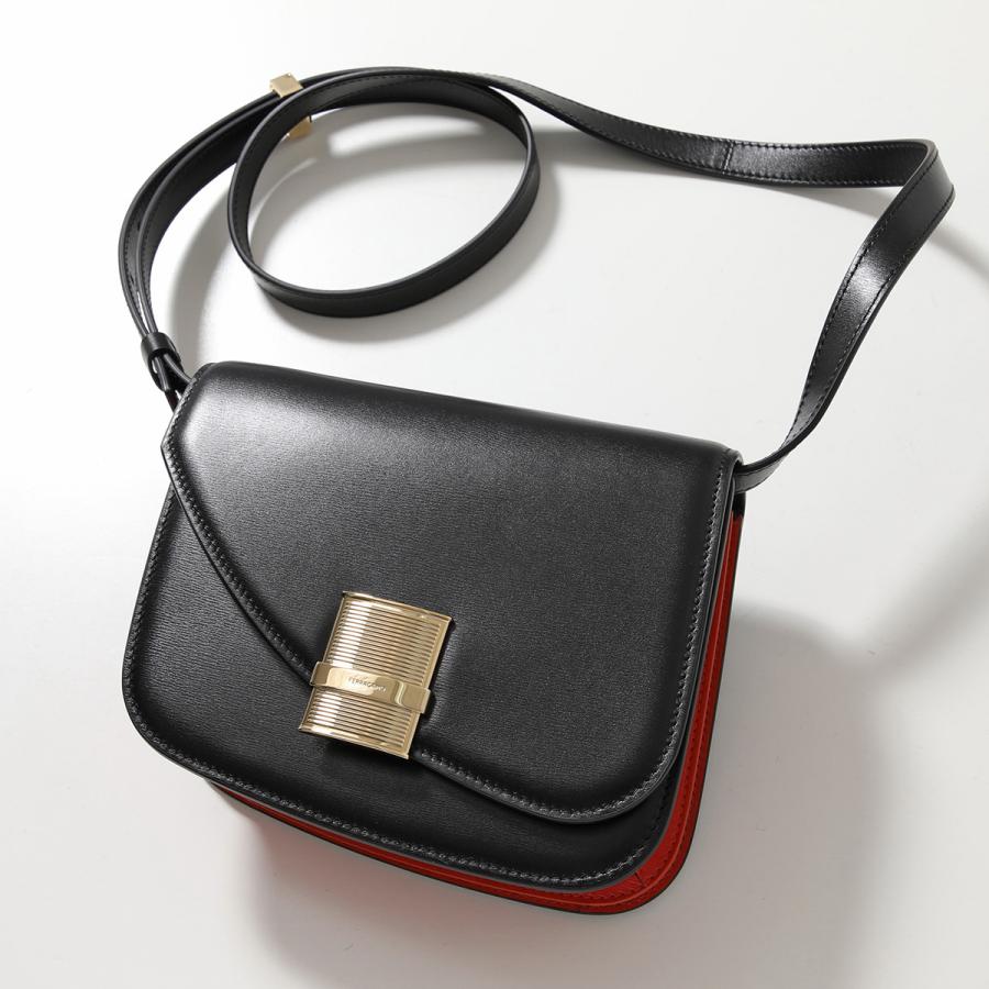 FERRAGAMO フェラガモ ショルダーバッグ FIAMMA フィアンマ S 21 FERRAGAMO フェラガモ ショルダーバッグ FIAMMA フィアンマ S 21