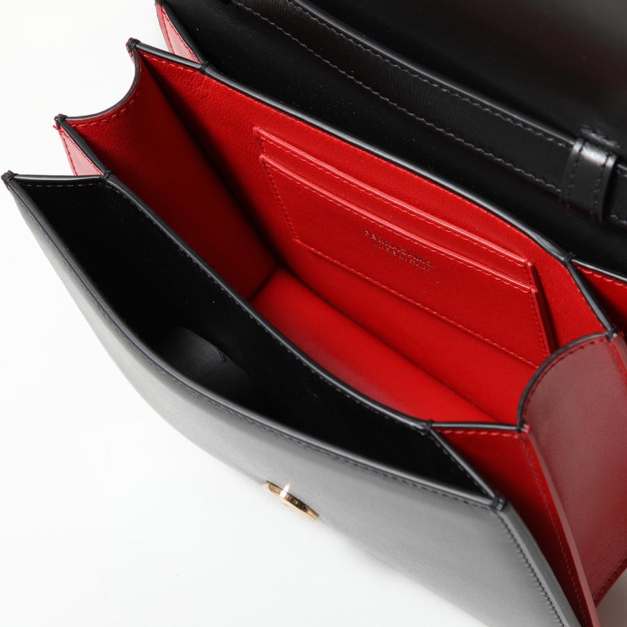 FERRAGAMO フェラガモ ショルダーバッグ FIAMMA フィアンマ S 21 FERRAGAMO フェラガモ ショルダーバッグ FIAMMA フィアンマ S 21