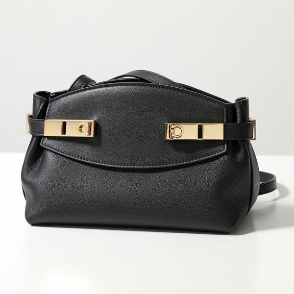 FERRAGAMO フェラガモ ショルダーバッグ HUG POUCH S ハグ 21 FERRAGAMO フェラガモ ショルダーバッグ HUG POUCH S ハグ 21