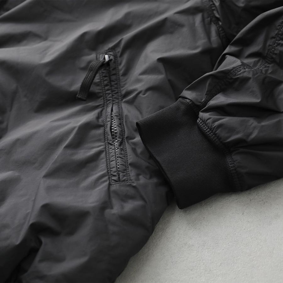 STONE ISLAND ストーンアイランド ブルゾン CRINKLE REPS STONE ISLAND ストーンアイランド ブルゾン CRINKLE REPS