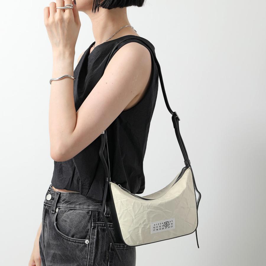 MM6 エムエムシックス メゾンマルジェラ ショルダーバッグ SB5ZH0013