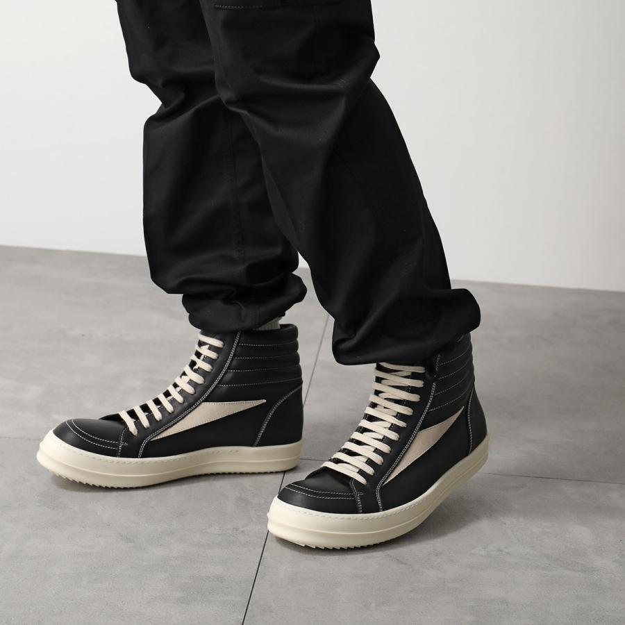 MONCLER Matt Black モンクレール マットブラック カーゴパンツ MONCLER Matt Black モンクレール マットブラック カーゴパンツ