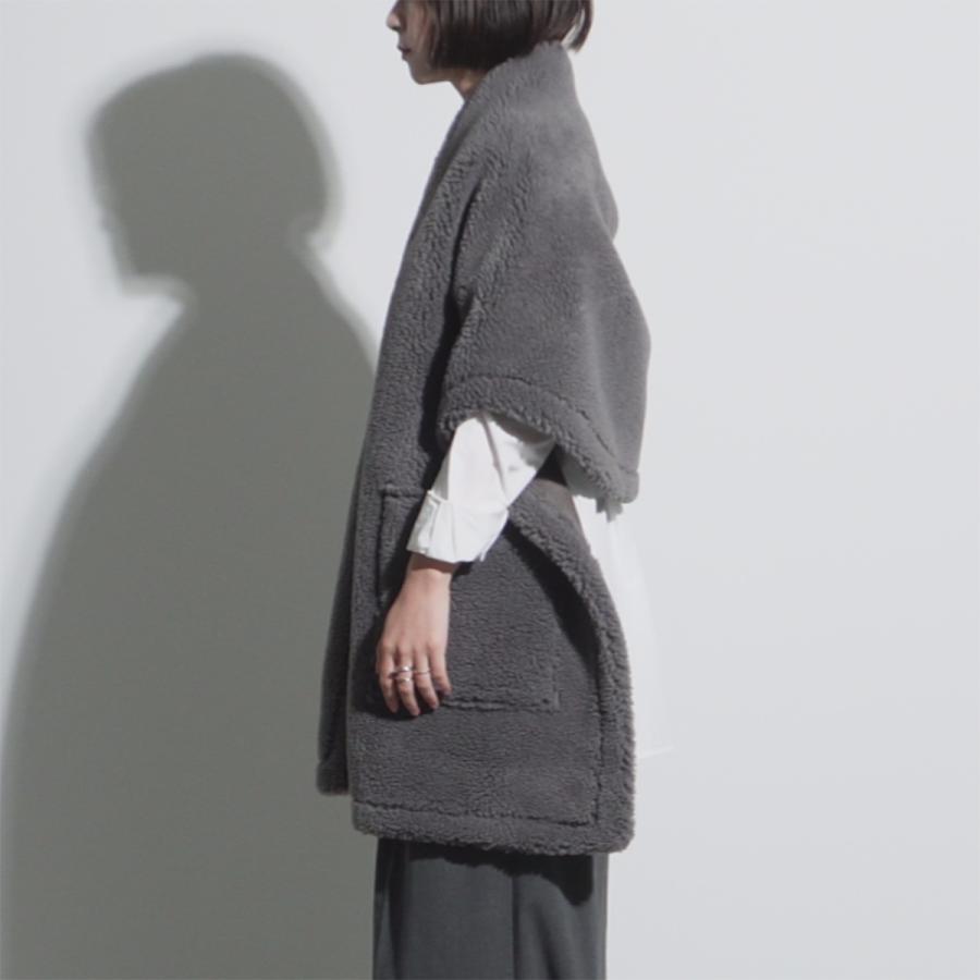 QTUME クチューム ケープ 452-24547 レディース フェイクボア フェイク