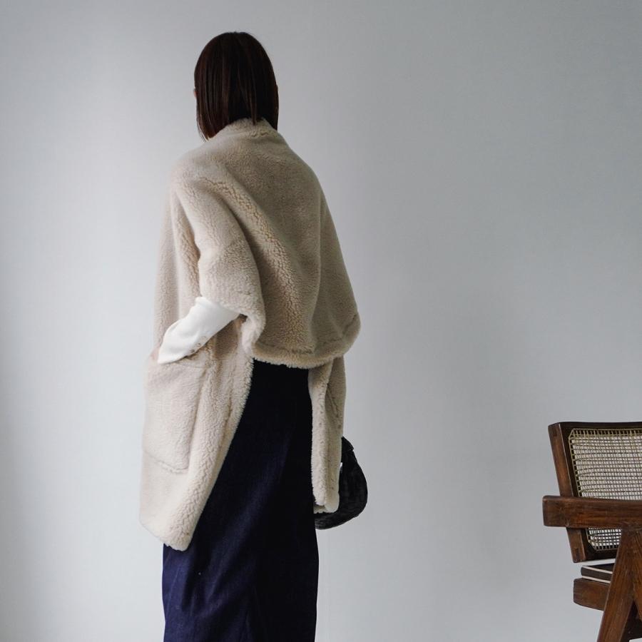 の*ん様 ❗️最安値❗️【美品】QTUME フェイクムートンポンチョ 美品】QTUME フェイクムートンポンチョ