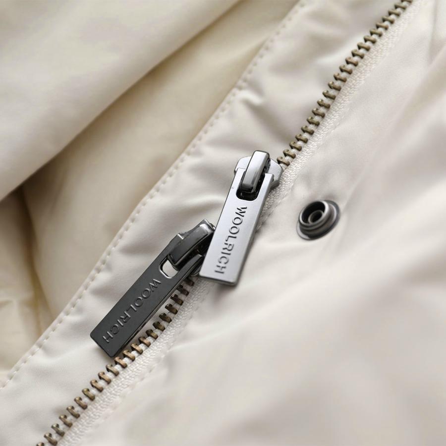 WOOLRICH（ウールリッチ） ダウンジャケット LUXURY COCOON JACKET