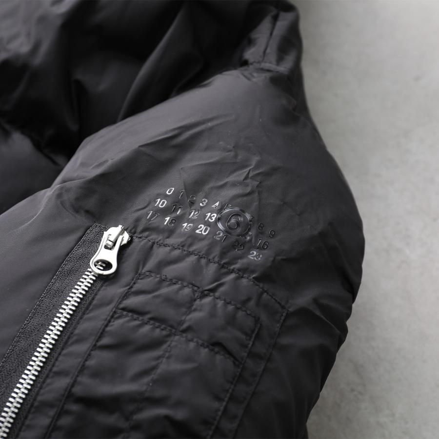 MM6 Kids ヴァージンウールブレンドジップアップショートジャケット MM6 Maison Margiela（ｴﾑｴﾑｼｯｸｽ ﾒｿﾞﾝ ﾏﾙｼﾞｪﾗ）の「MM6 Maison Margiela