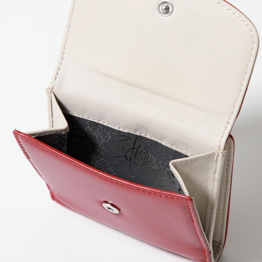 Vivienne Westwood（ヴィヴィアンウエストウッド） 二つ折り財布 NAPPA