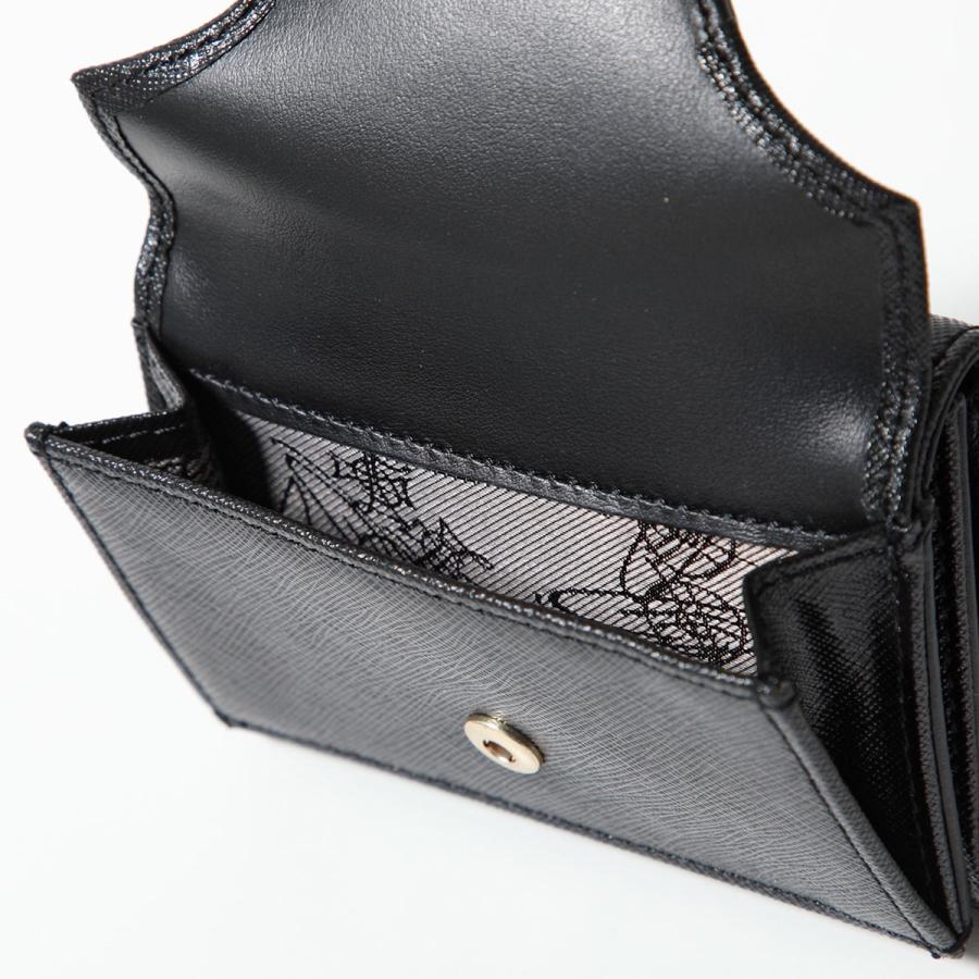 Vivienne Westwood（ヴィヴィアンウエストウッド） 三つ折り財布