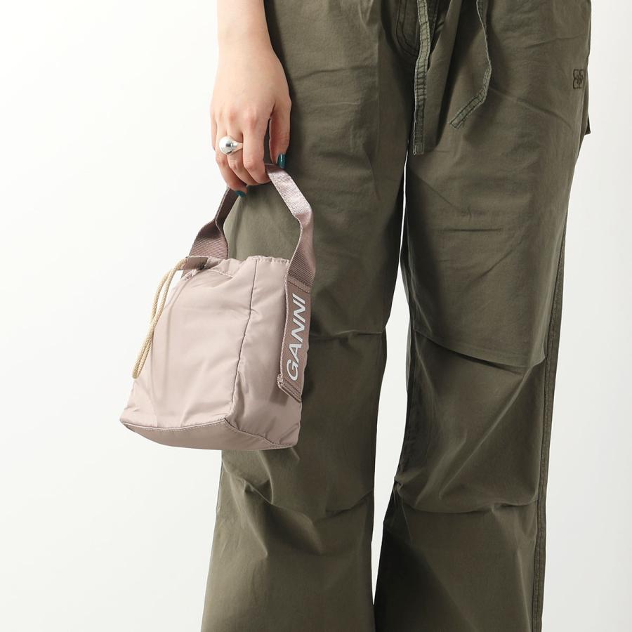 GANNI（ガニー） 【訳あり】GANNI ハンドバッグ RECYCLED TECH POUCH