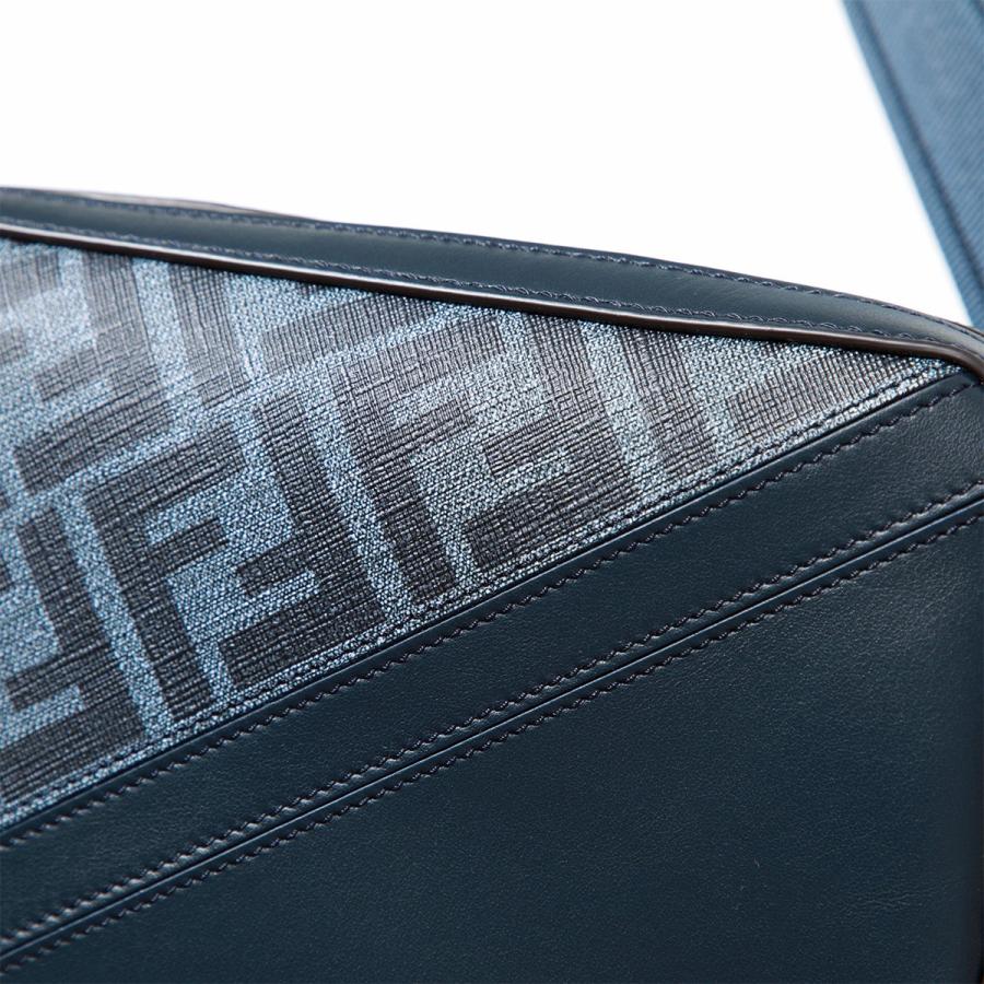 FENDI フェンディ ショルダーバッグ CAMERA CASE ダイアゴナル FENDI フェンディ ショルダーバッグ CAMERA CASE ダイアゴナル