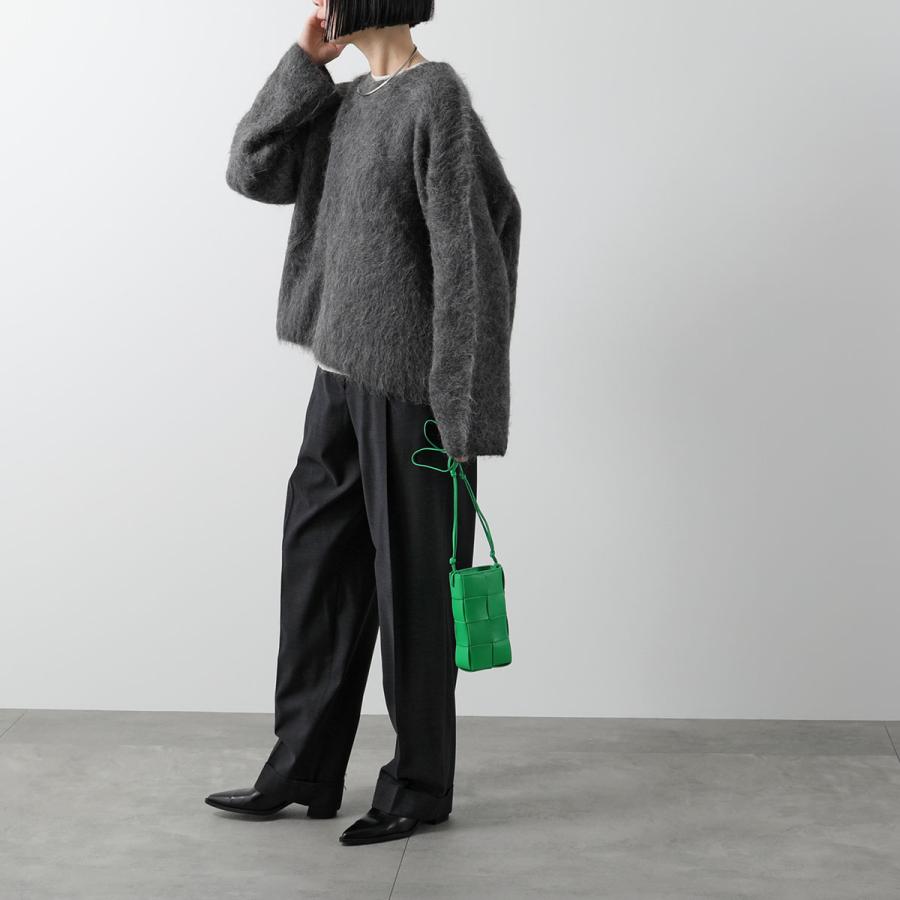 本物 ボッテガ ヴェネタ BOTTEGA VENETA カセット マキシイントレチャート フォンケース ポシェット レザー カーキ 730541 バッグ 中古 BOTTEGA VENETA - 本物 ボッテガ ヴェネタ BOTTEGA VENETA カセット