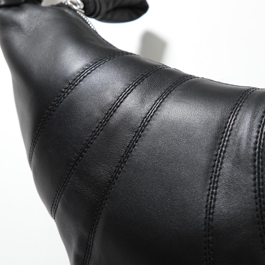 【極美品】LEMAIRE　ルメール　クロワッサンバック　スモール LEMAIRE - 【再販売通知受付可能】Small Croissant Bag(NAPPA