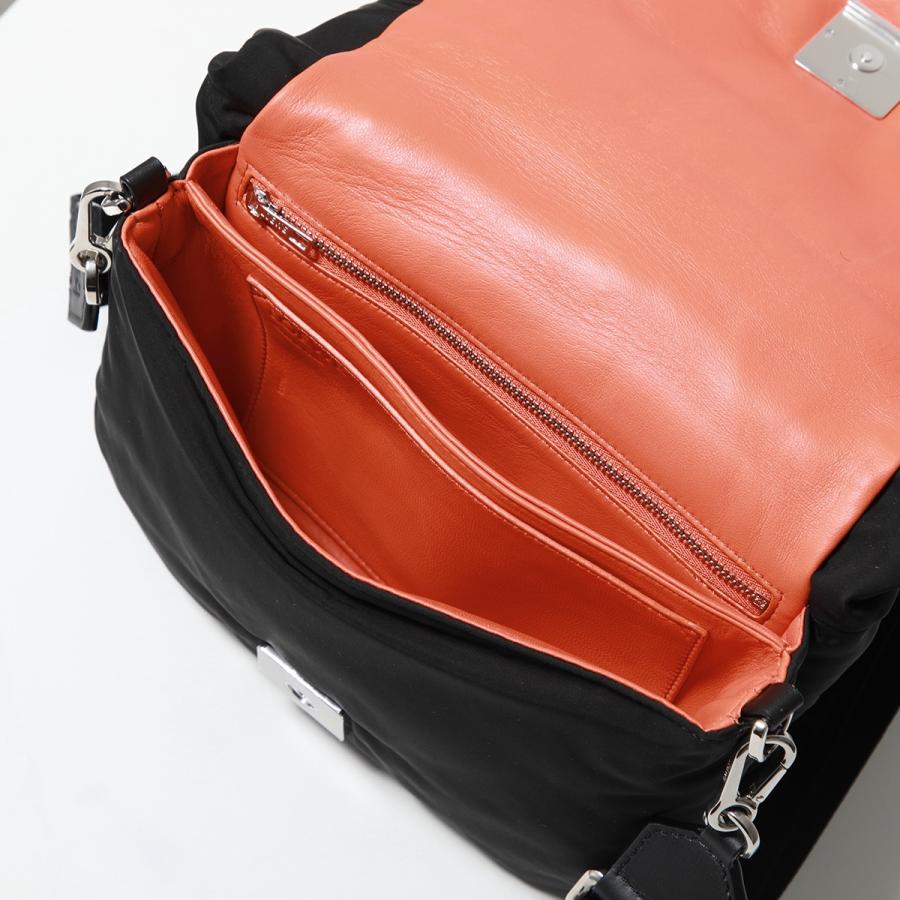 LOEWE ロエベ ショルダーバッグ GOYA PUFFER ゴヤ パファー LOEWE ロエベ ショルダーバッグ GOYA PUFFER ゴヤ パファー