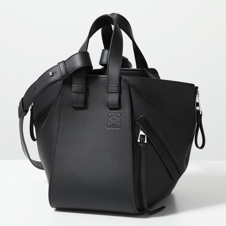 LOEWE（ロエベ） ハンドバッグ HAMMOCK COMPACT ハンモックバッグ