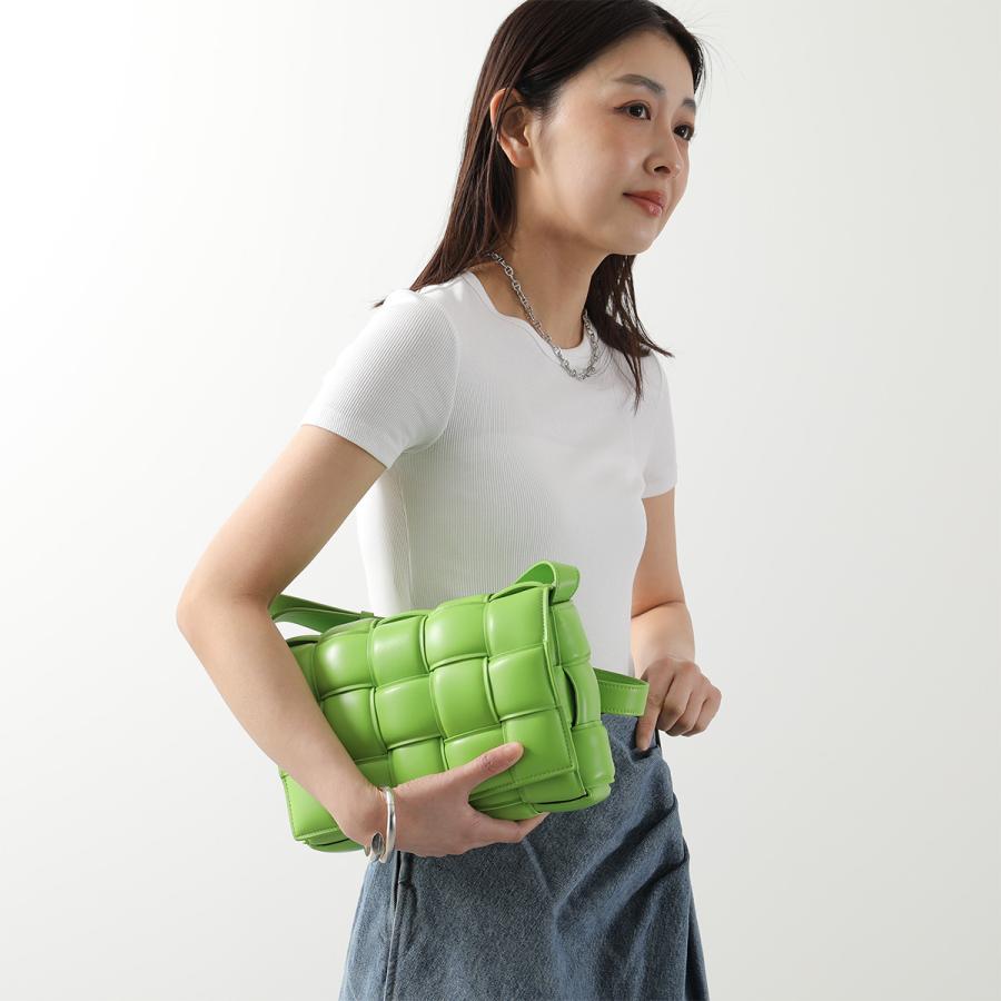 BOTTEGA VENETA（ボッテガ・ヴェネタ） ショルダーバッグ パデッド