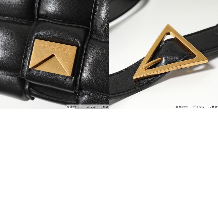 BOTTEGA VENETA（ボッテガ・ヴェネタ） ショルダーバッグ パデッド
