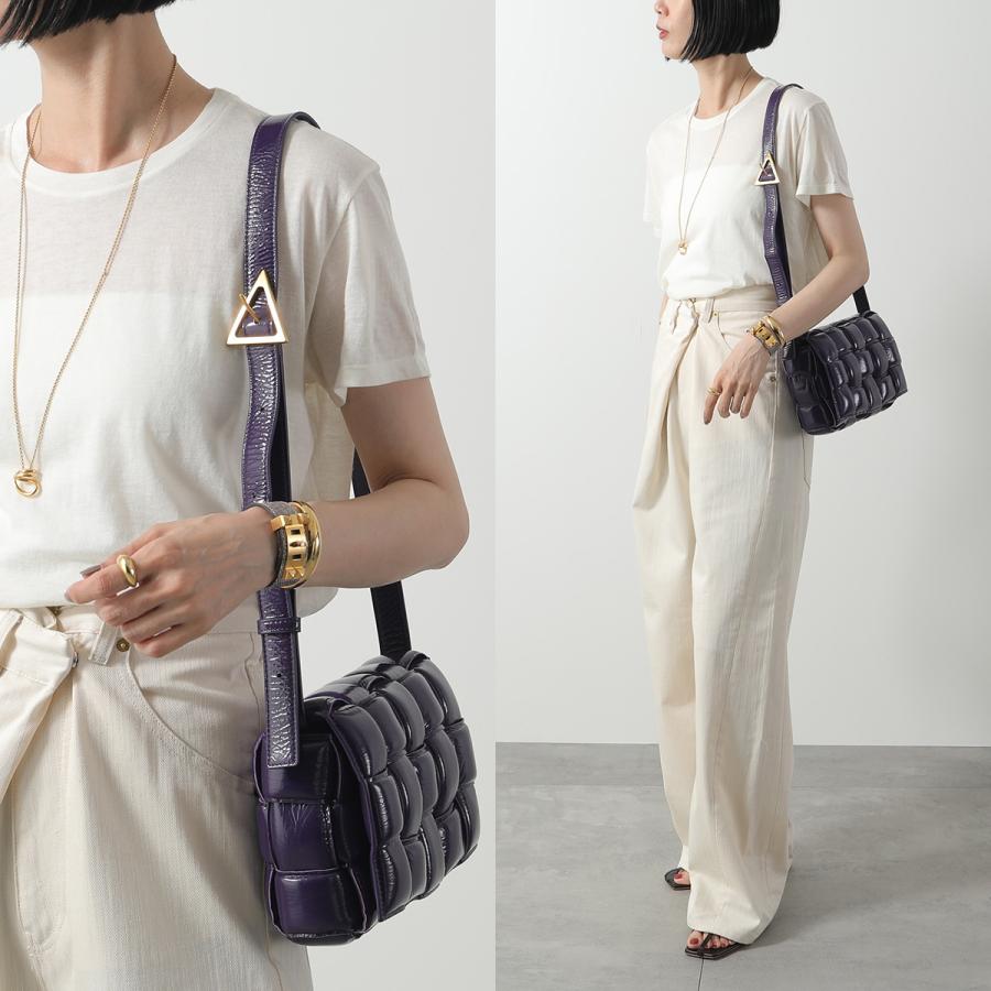 BOTTEGA VENETA（ボッテガ・ヴェネタ） ショルダーバッグ パデッド