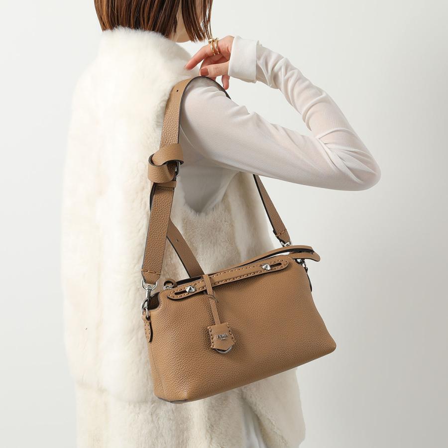 FENDI（フェンディ） ショルダーバッグ BY THE WAY MEDIUM バイ ザ
