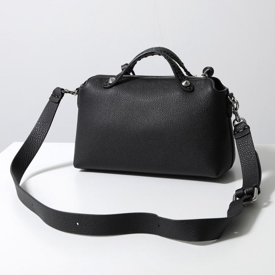 FENDI フェンディ ショルダーバッグ BY THE WAY MEDIUM バイ ザ FENDI フェンディ ショルダーバッグ BY THE WAY MEDIUM バイ ザ