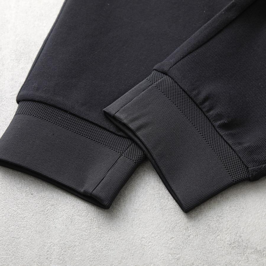 HUGO BOSS 新品未使用　メンズ　ジョガー　パンツM HUGO BOSS 新品未使用 メンズ ジョガー パンツM - メルカリ