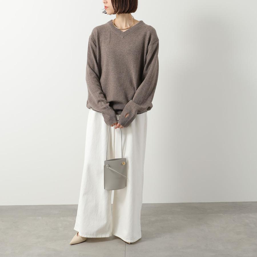 LOEWE ロエベ ハンドバッグ ぺブル ダイス ポケット CPBPR12X01 CPBPR12X02 レディース レザー アナグラム ショルダーバッグ 鞄の画像