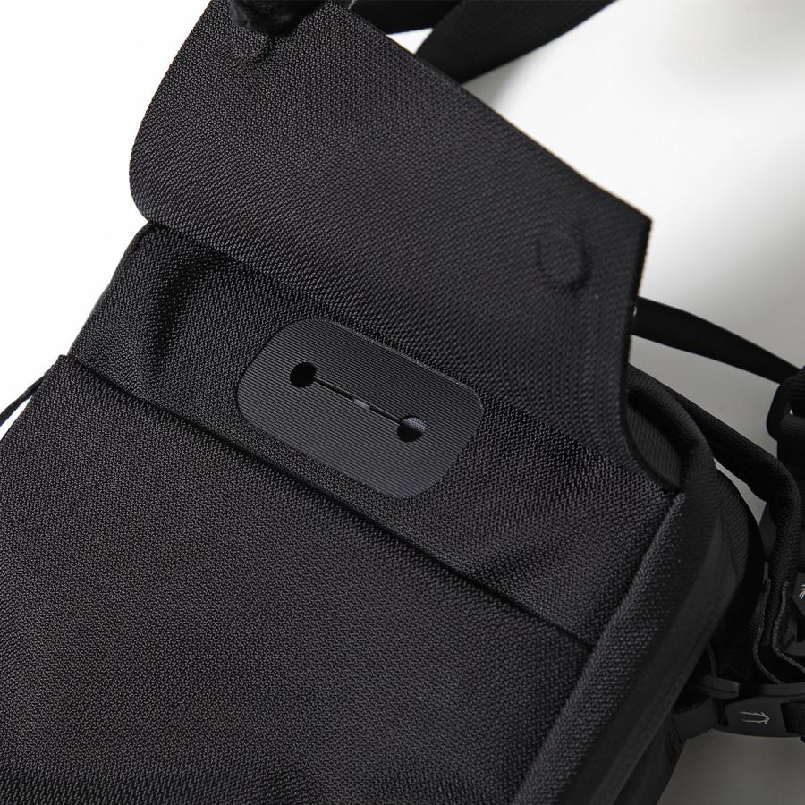 BLACK EMBER（ブラックエンバー） ショルダーバッグ KOMPAK EmberTex